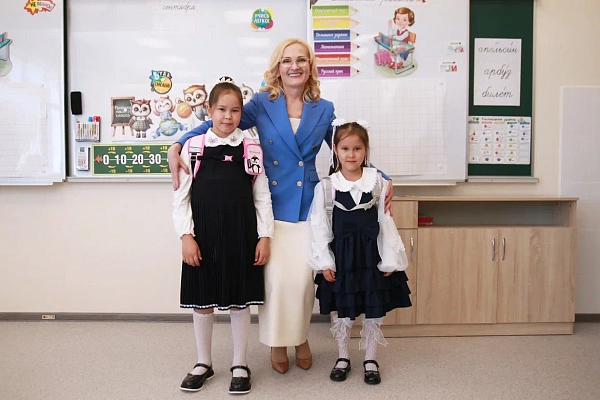 Депутаты «Единой России» помогают семьям подготовиться к школе